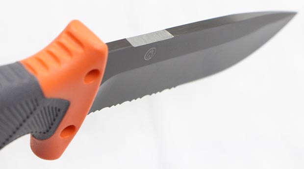 Bear Grylls knife blade