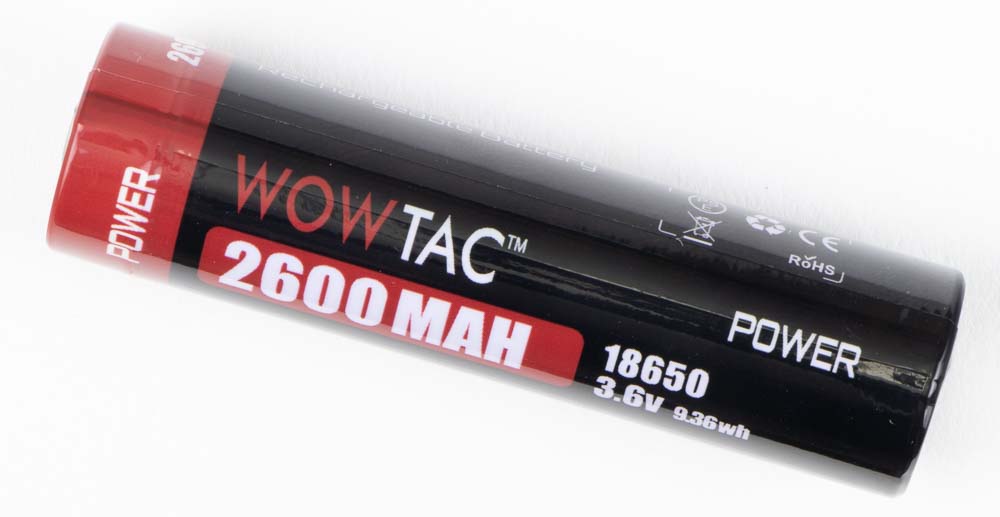 Wowtac A7 Flashlight Review 18650 battery