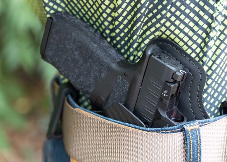 Black Arch Protos-M Holster Review: IWB Hybrid with a Breathable Backer